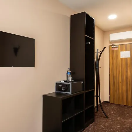 麦可斯英酒店 3* 布拉迪斯拉发