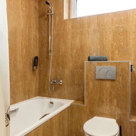 麦可斯英酒店 酒店 布拉迪斯拉发