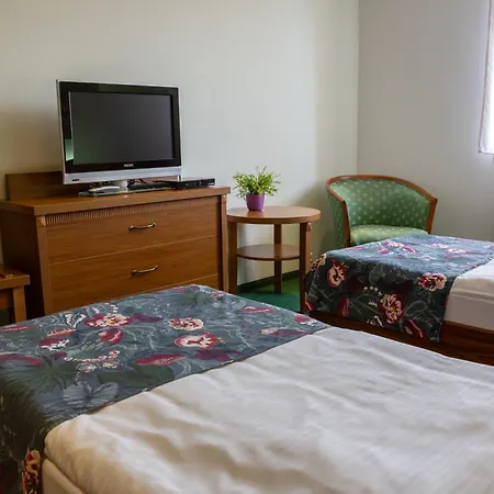 麦可斯英酒店 3* 布拉迪斯拉发