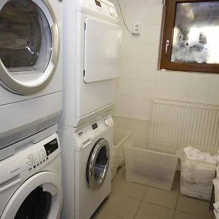 麦可斯英酒店 3* 布拉迪斯拉发