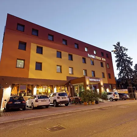 麦可斯英酒店 酒店 3*