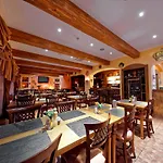 Hotel Max Bratislava