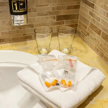 Max Hotel 3*