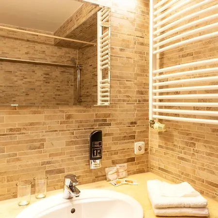 Hotel Max 3*