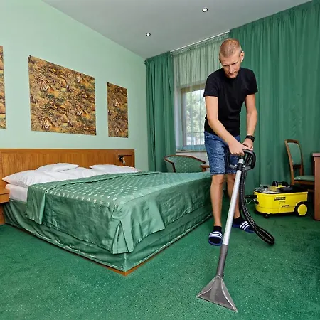 Hotel Max 3*